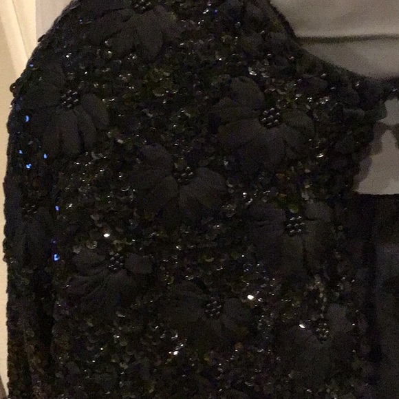 Black Sequined Long Sleeved Evening Jacket - Picture 3 of 7